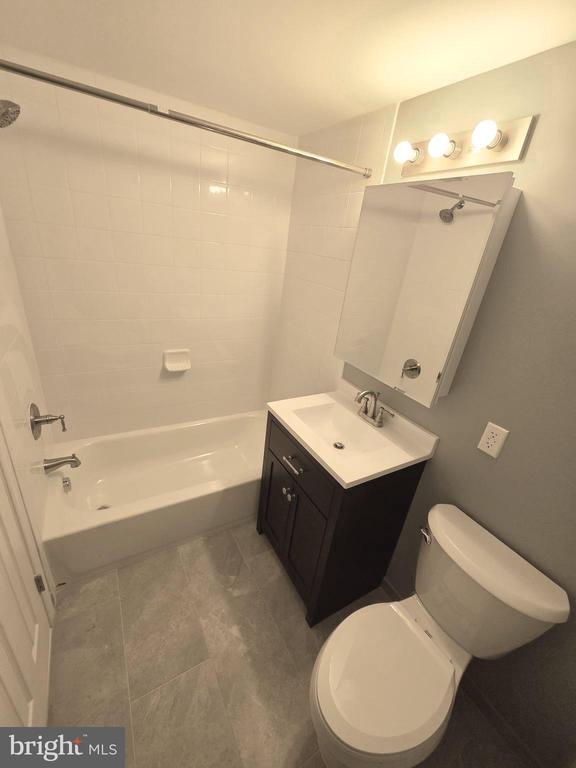 Photo - 2754 Hollywood Rd Unit 101