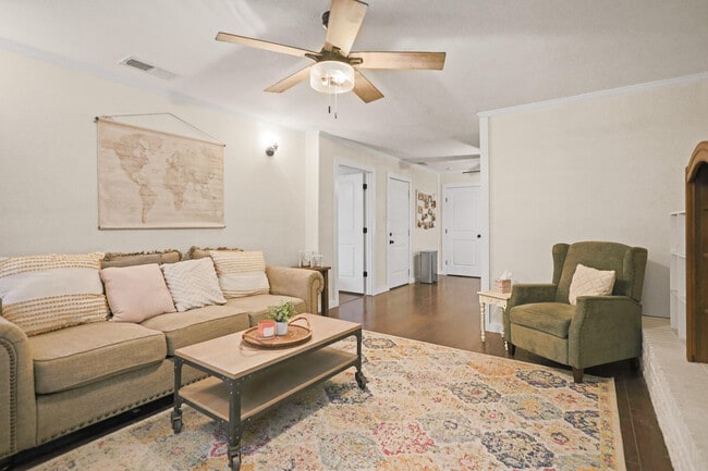 Photo - 4302 42nd St