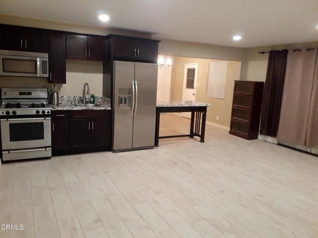 Building Photo - 861 Elko Ave