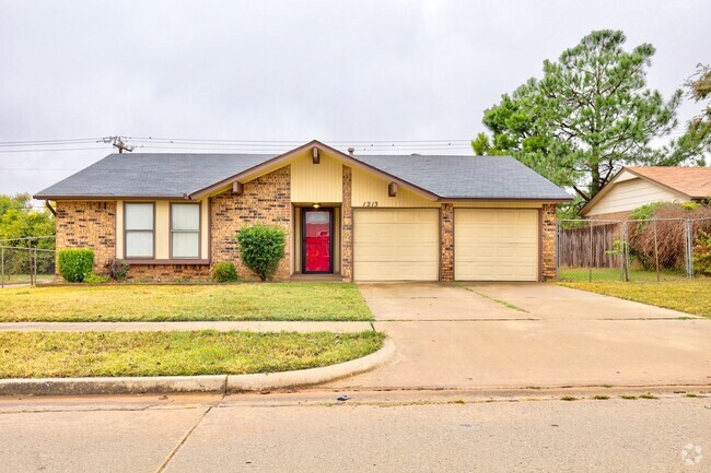 Building Photo - 1213 Sweetgum St Rental