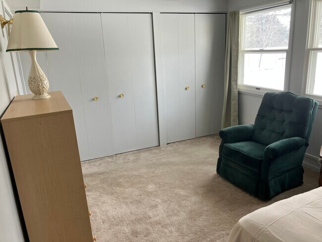 Photo - 116 Caribou St