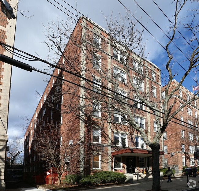 80 Howe Street - 80 Howe Street