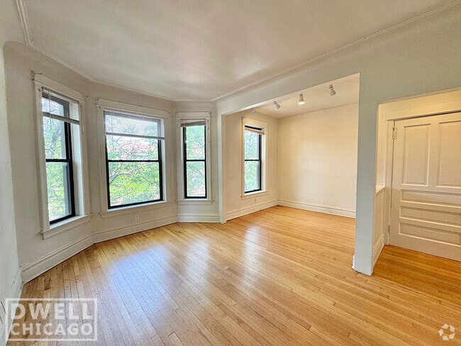 Building Photo - 2907 N Mildred Ave Rental