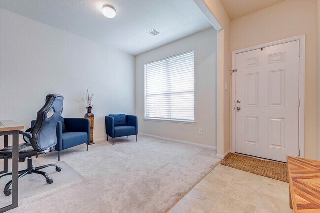 Photo - 20623 Footstep Path