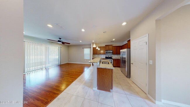 Photo - 13950 Berryview Rd