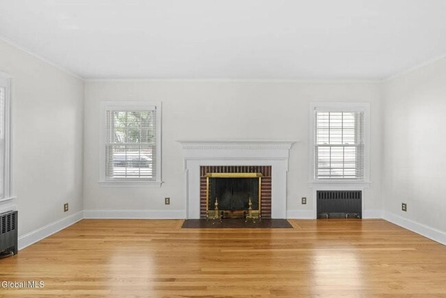 Building Photo - 4 Berncliff Ave Rental