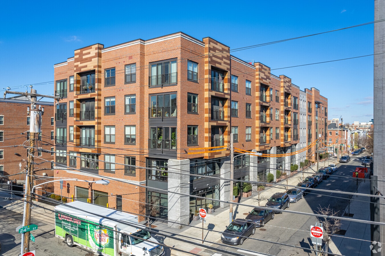 Photo - 600 S 24th St