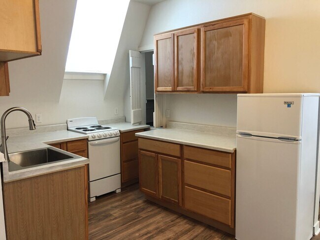 Photo - 1614 Seymour Ave Unit Apt 4