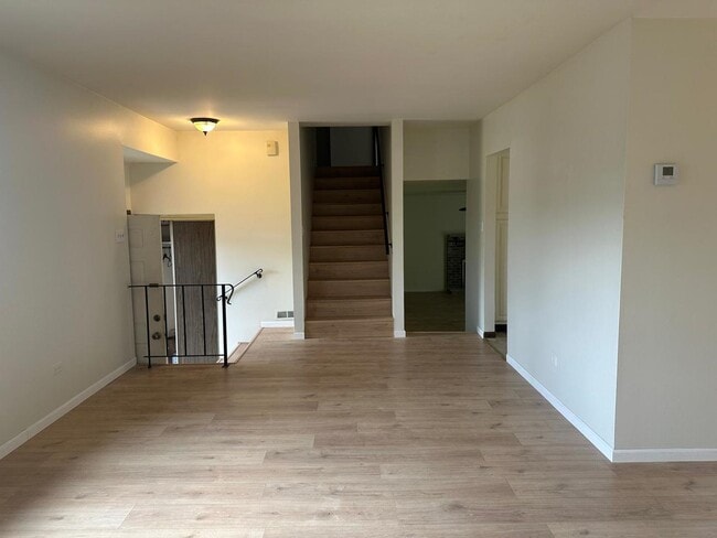 Photo - 6819 Prairieview Ave