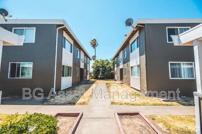 Building Photo - 460 San Marco St Unit D Rental