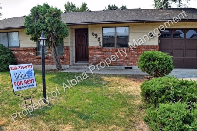 Photo - 6901 Freemont St