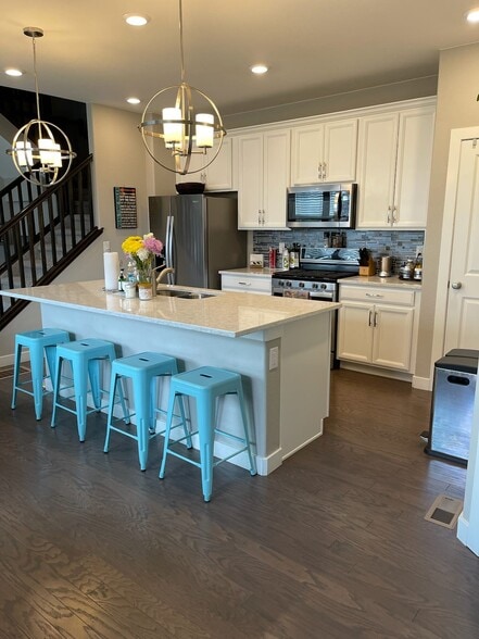 23121 E Jamison Dr