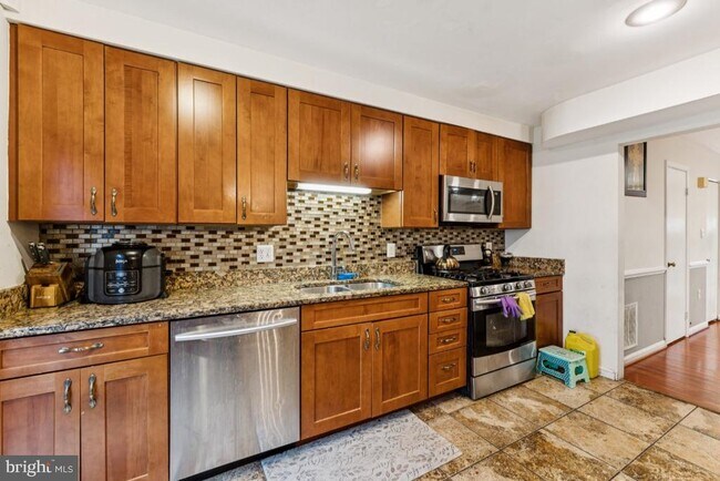 Photo - 14430 Bakersfield Ct