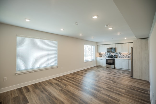 Building Photo - 3707 Haverford Ave Unit 7 Rental