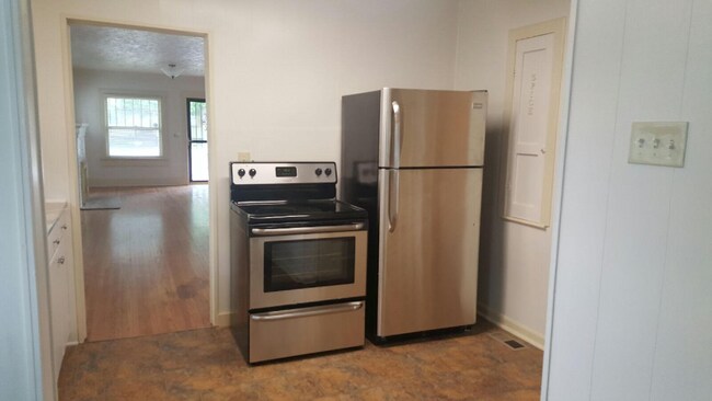 Photo - 1161 S Kimbrough Ave