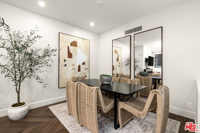 Photo - 202 San Vicente Blvd Unit 6