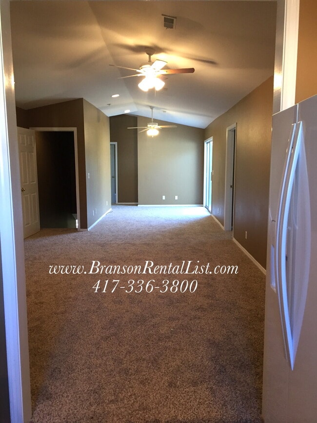 Photo - Large 5 Bedroom with lawn care and a commu...