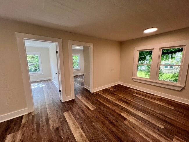 Photo - 1221 Georgia St