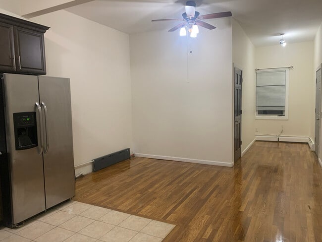 Photo - 942 Glenmore Ave Unit 1Fl