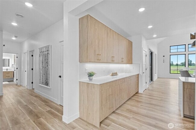 Photo - Brand NEW 3 Bedroom Condo for rent in Lynden!