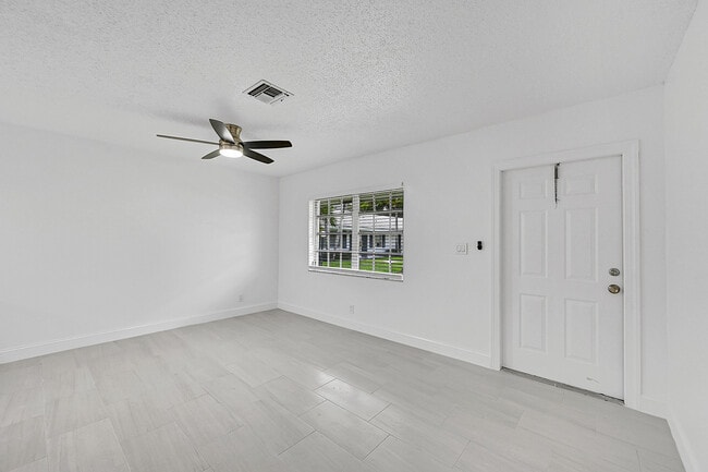 Photo - Centro Apartments - 3281 Coral Hills Dr.