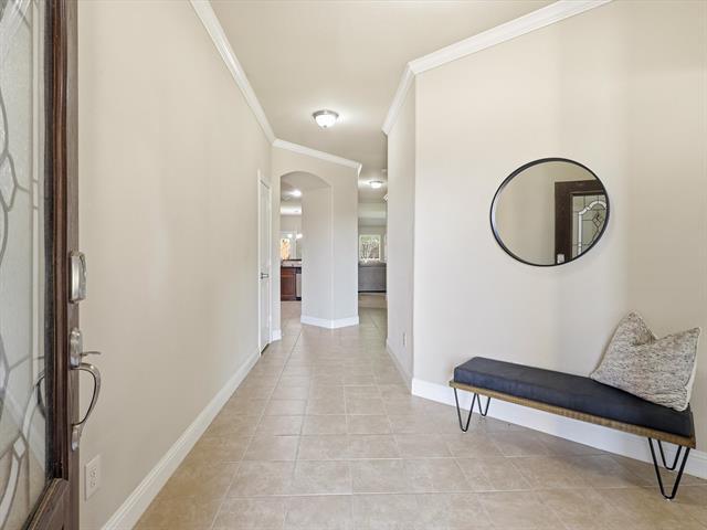 Photo - 609 Racine Dr