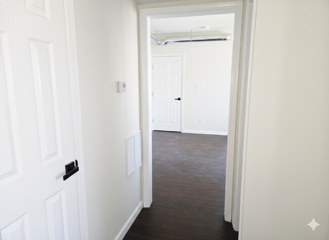 Photo - 4746 Nebraska Ave Unit 4746 1F