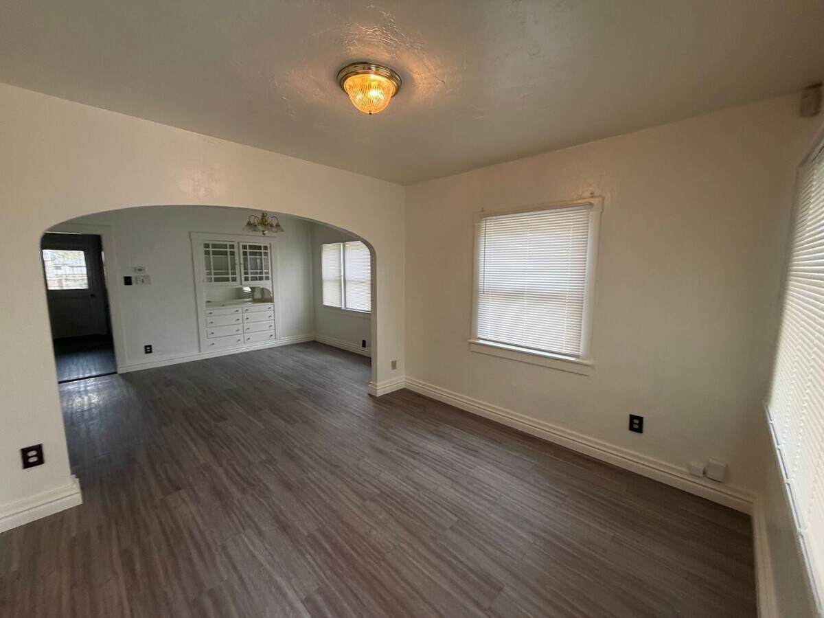 Photo - Charming 3 bedroom 1 bathroom