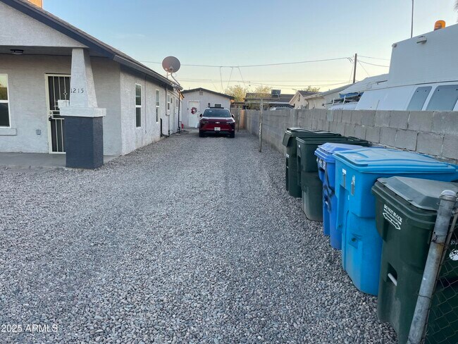 Photo - 1215 W Pima St