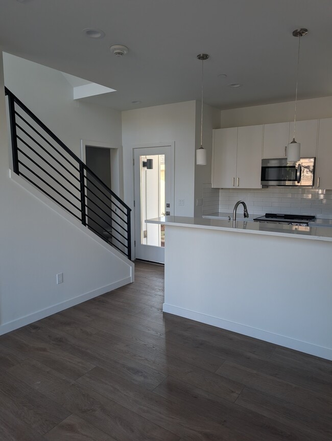 Photo - 35 2nd Ave SE Unit 23