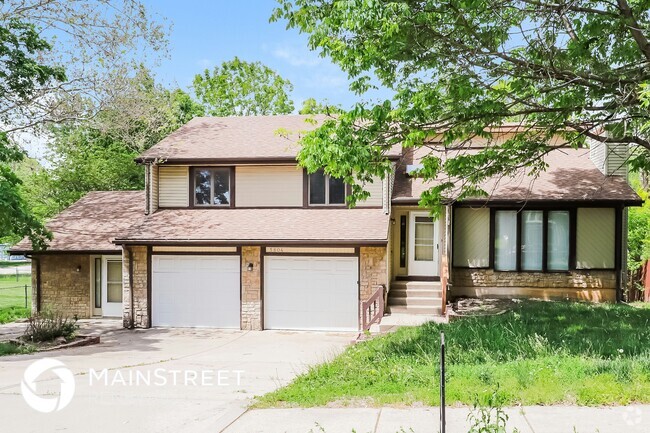 Building Photo - 5804 NW Klamm Dr Rental
