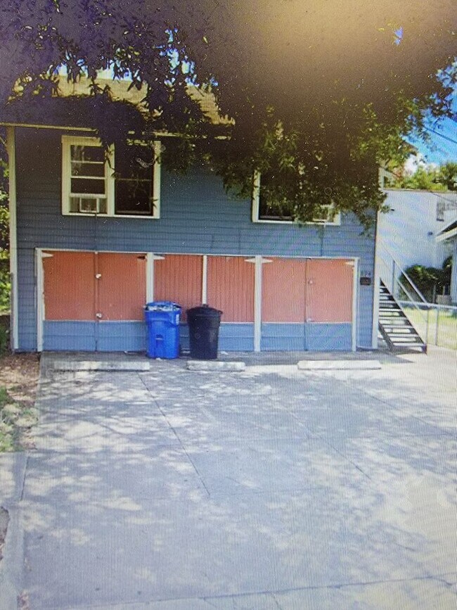 Quaint 2 bedroom in St. Petersburg - Quaint 2 bedroom in St. Petersburg House