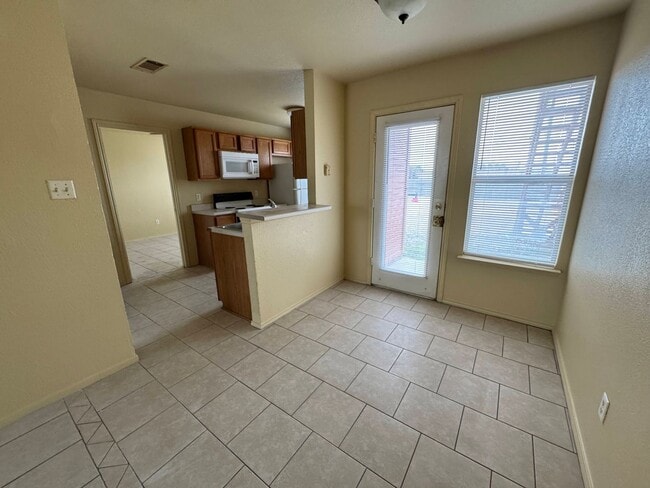 Photo - 5702 Greengate Dr Unidad A