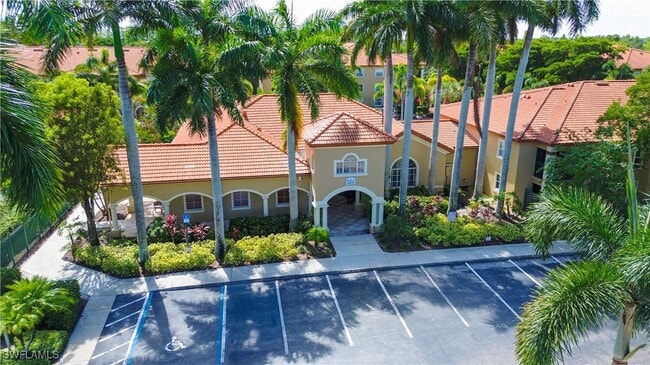 Photo - 8861 colonnades Ct W Unit 221
