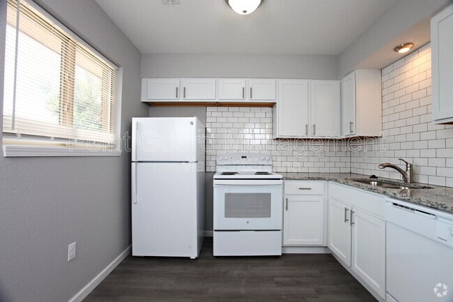 Building Photo - 7335 W Newell St Unit 7335a Rental