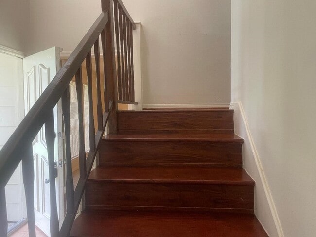 Photo - 2127 Woodland Springs St