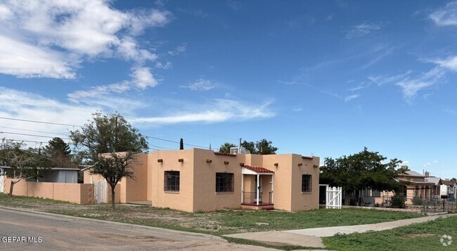 Building Photo - 3801 Mountain Ave Rental