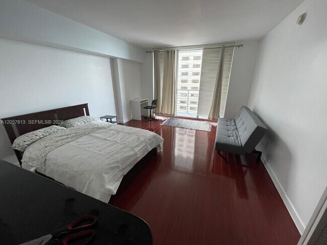 Photo - 335 S Biscayne Blvd Unit 1606
