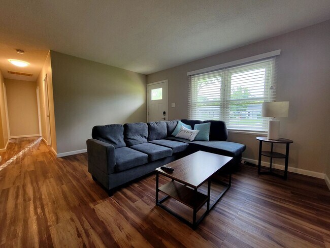 Photo - Fully Renovated 3 Bed Home in Southwest Champaign