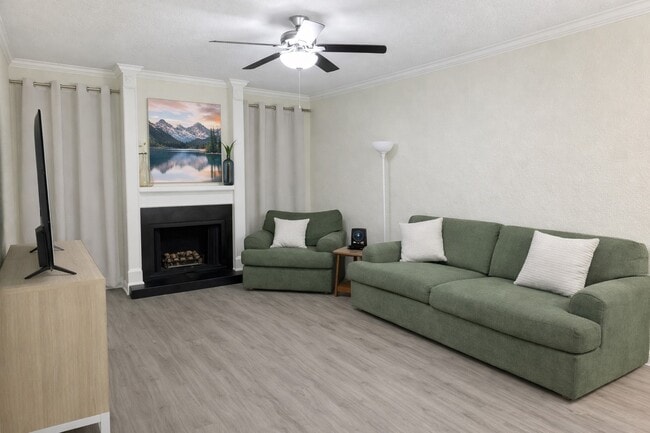 Building Photo - 10049 Westpark Dr Unit 111