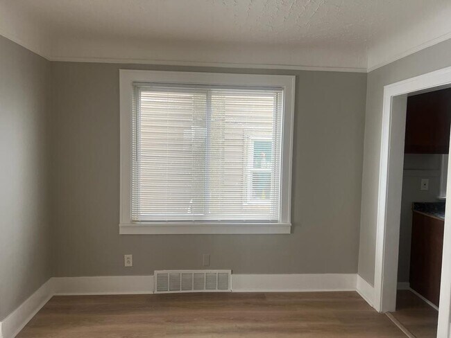 Photo - 1314 Empire Ave House