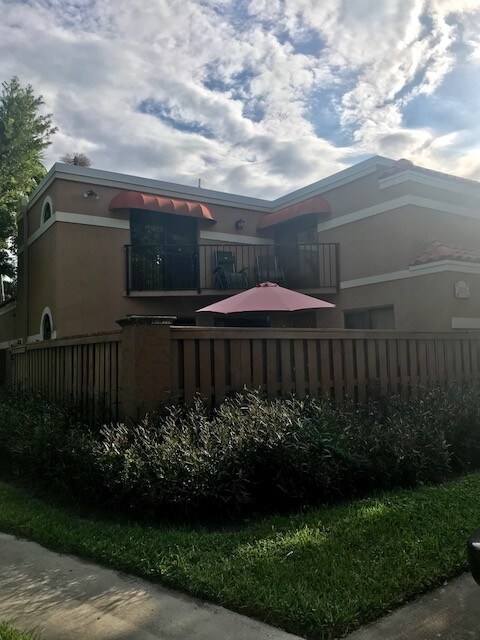 Photo - 8050 Severn Dr