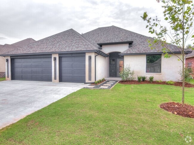 Building Photo - Modern Home in Edmond Schools - 4 bedrooms...