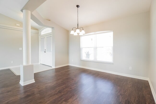 Photo - 1625 Nightfall Dr
