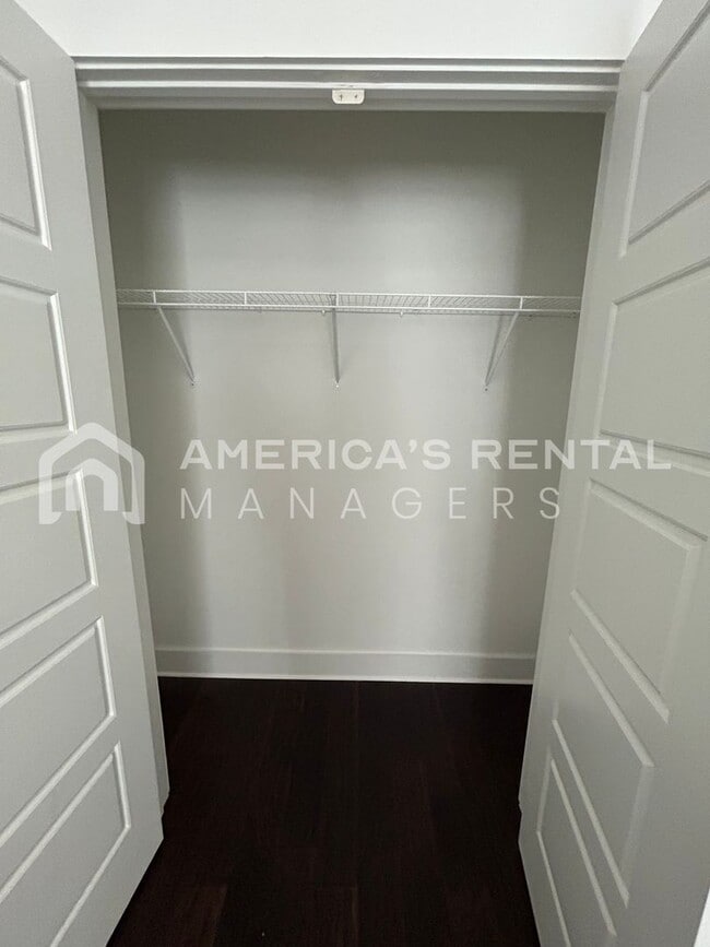 Photo - Home for Rent in Vestavia Hills, AL!!! Available to View Now!