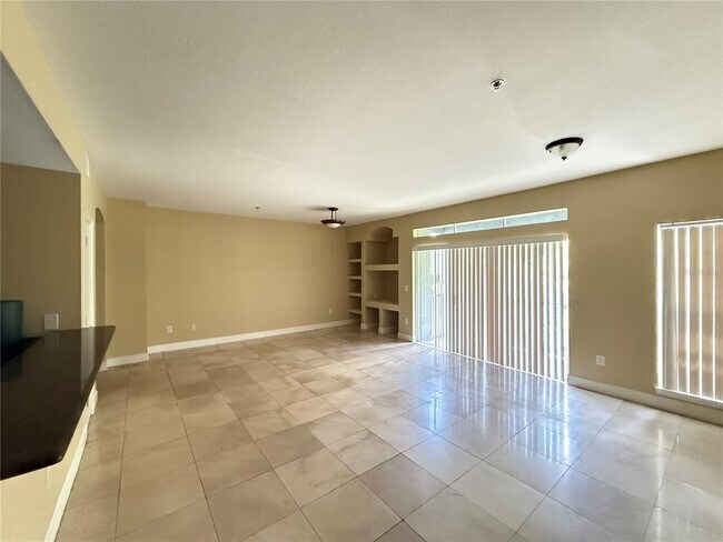 13212 Arbor Isle Dr Unit 201