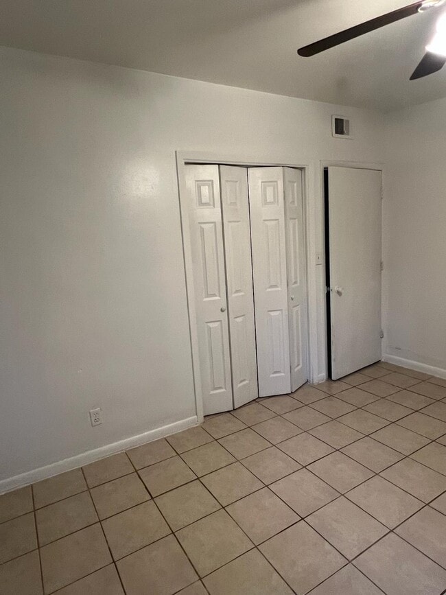 Photo - 601 Avenue D