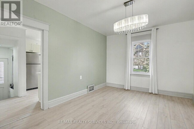 Photo - 39 Fielden Ave