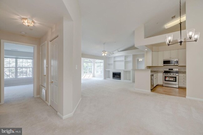 Building Photo - 7707 Haynes Point Way Unit L