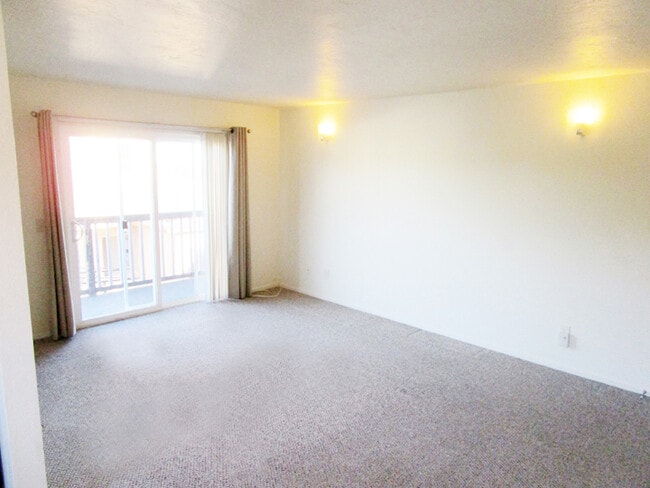 Photo - 258 N 12th St Unit Apt. B